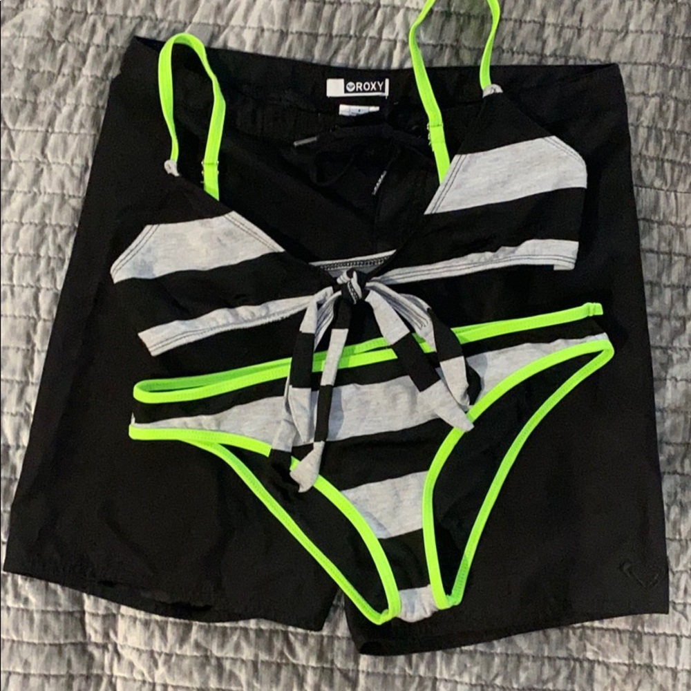ROXY board shorts/Hurley 2-piece *bundle*
